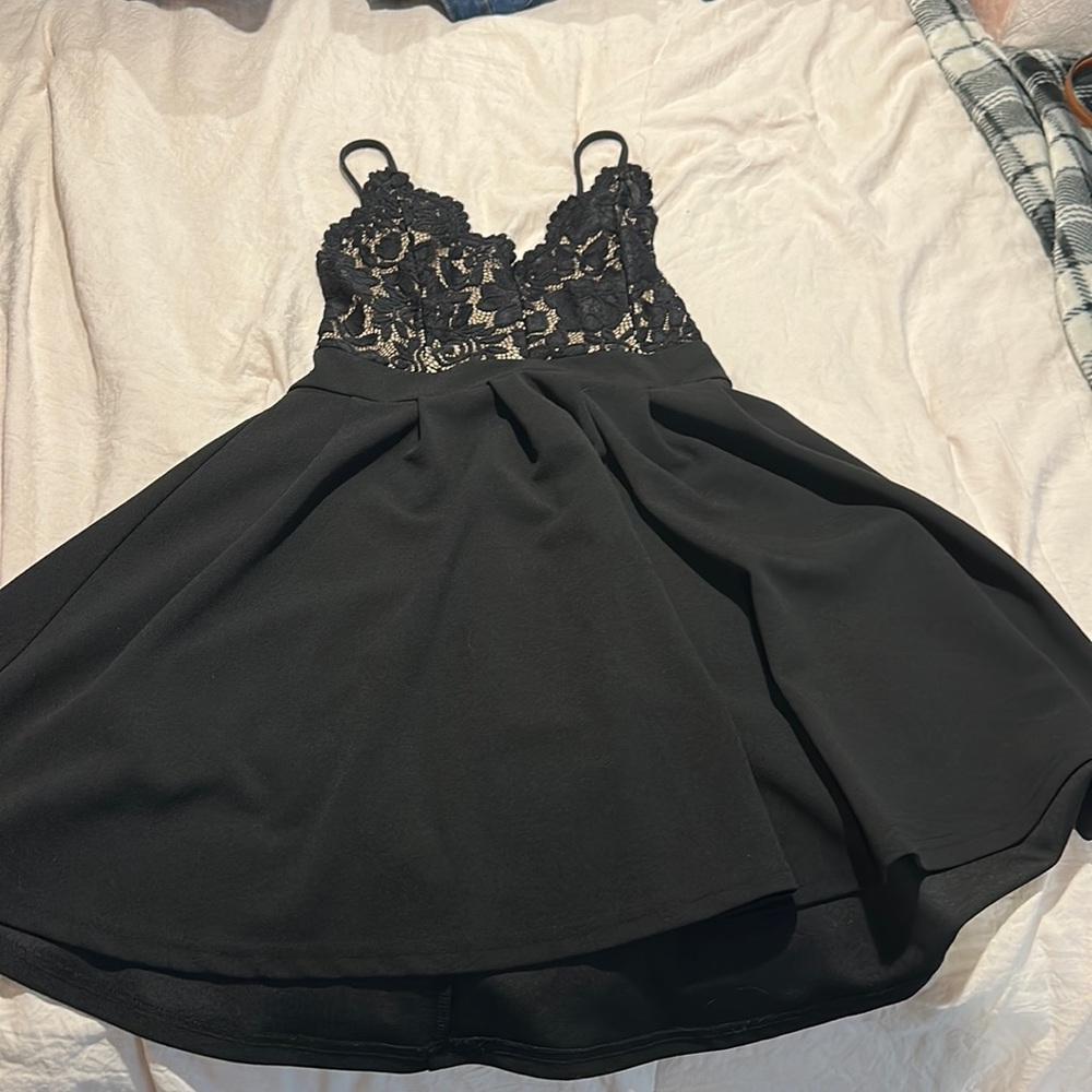 Little black dress, no tag